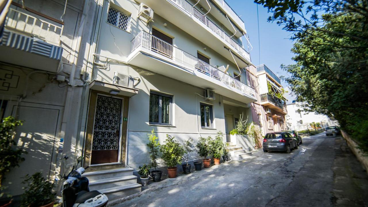 D16 Athens Apartment - 5' Mins To Petralona Metro Екстериор снимка